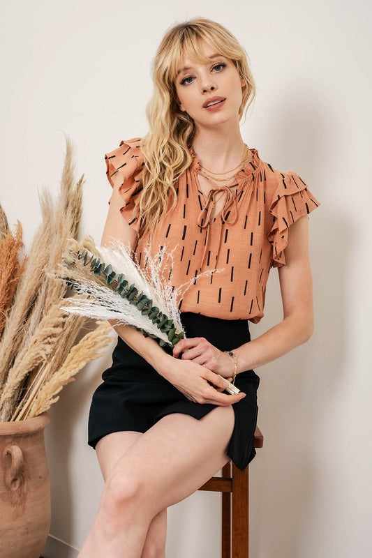 Vertical Rectangle Frill Sleeve Top