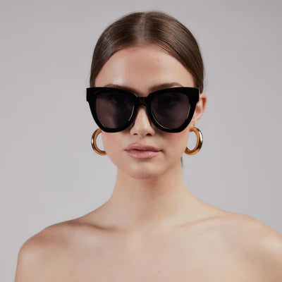 Shady Lady || Hayley Sunglasses || Black